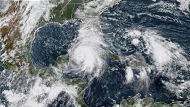 بالفيديو.. خسائر إعصار مايكل في فلوريدا الأمريكية