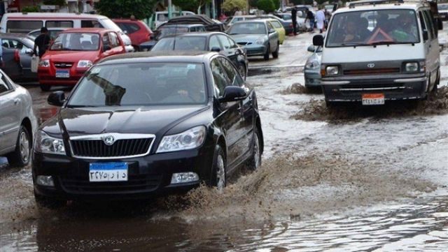 بالفيديو.. الأرصاد الجوية تحذر من سقوط أمطار غزيرة تصل إلى حد السيول