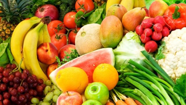 بالفيديو.. رد فعل المواطنين حول ارتفاع أسعار الخضروات والفاكهة