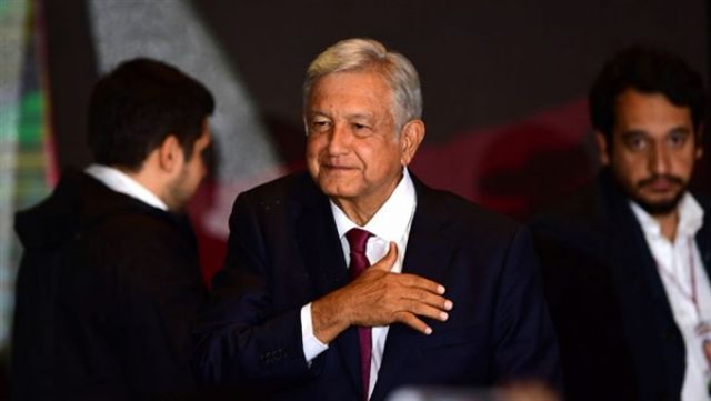 رئيس المكسيك الجديد يبدأ ولايته بلقاء مع الصحفيين فى الـ 6 صباحا