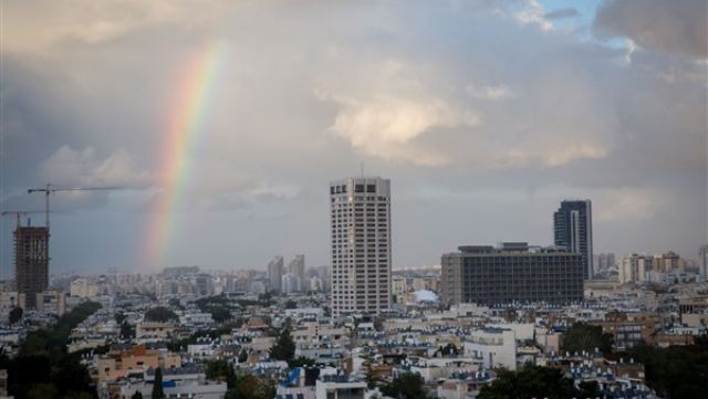 السماء تصب غضبها على إسرائيل.. وشلل عام بشوارع تل أبيب
