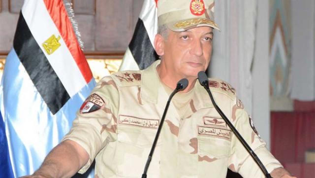 عاجل| قائد الجيش الثالث الميدانى يستقبل وفد المستثمرين العرب ولجنة رجال الأعمال