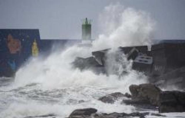 ارتفاع حصيلة ضحايا عاصفتي ”ألسا وفابيان” بفرنسا والبرتغال وإسبانيا إلى 9 أشخاص
