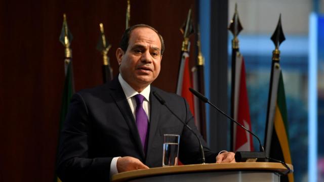 السيسي يؤكد على مشاركة الجيش في الطروحات الحكومية