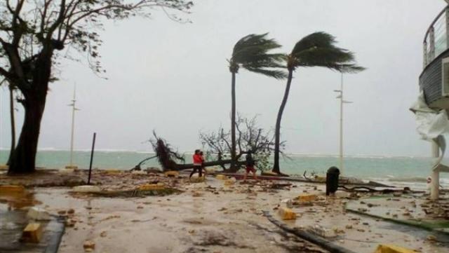 ”سالي”.. إعصار خطير يهدد جنوب شرق الولايات المتحدة