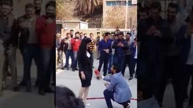جامعة المنصورة عن احتضان طالب لحبيبته: زميلتها استدرجتها