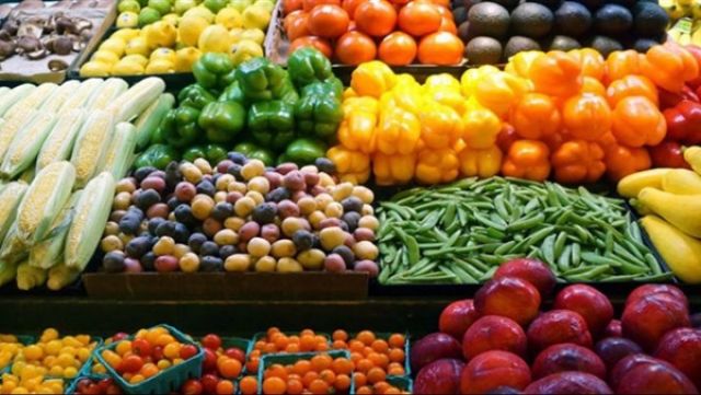 أسعار الخضروات والفاكهة اليوم 5 يناير