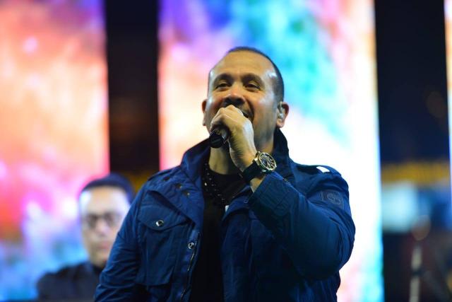 هشام عباس يبدع في حفل كايرو فيستيفال سيتي بأغنية ”ماتبطليش‎” (صور)