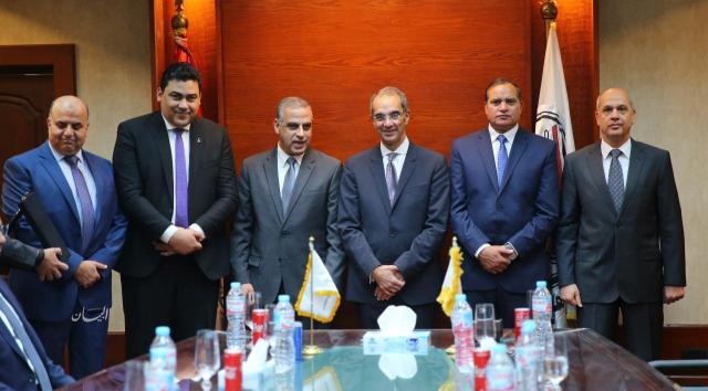 توقيع بروتوكول تعاون بين المصرية للاتصالات ومحافظة سوهاج