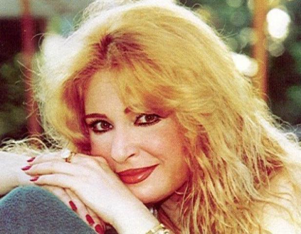 بوسي شلبي تحتفل بعيد ميلاد نيللي (فيديو)