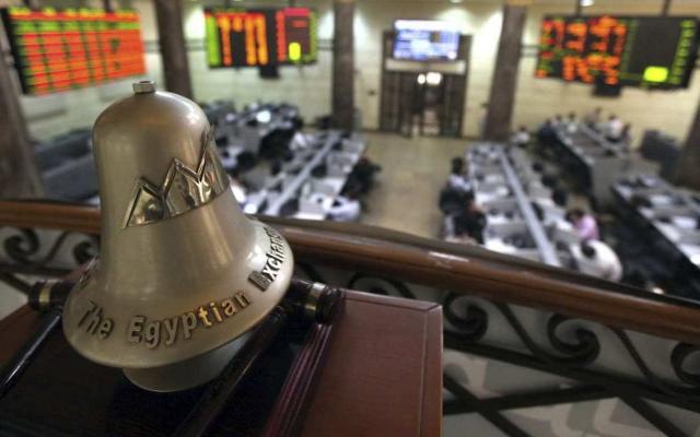 خبراء يرسمون أداء البورصة خلال تعاملات الغد ويؤكدون: سوق المال المصري لم يتأثر بالصراعات الجيوساسية