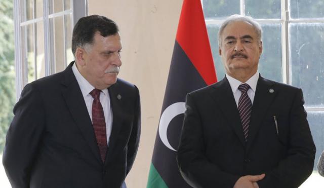 الجيش الوطني يؤمن آبار النفط والغاز.. تعرف على بنود الاتفاق الليبي بين حفتر والسراج