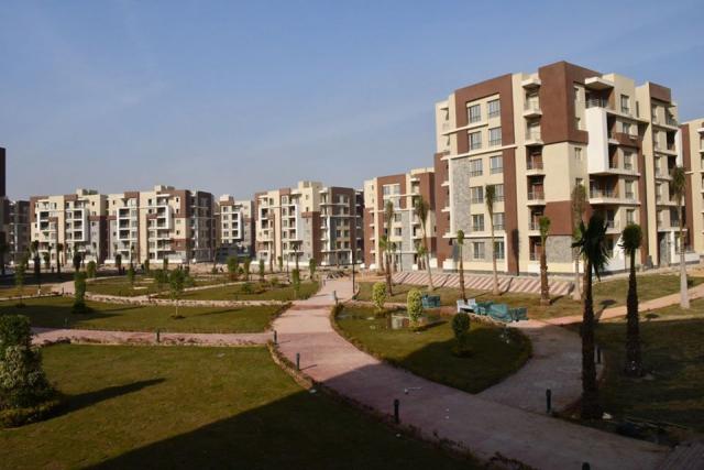 ”الإسكان” تعلن مواعيد تسليم 552 وحدة سكنية بـ”دار مصر” في القاهرة الجديدة