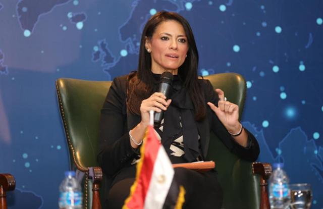 وزيرة التعاون الدولي تعرض خلال «منتدى دافوس» أولويات الحكومة