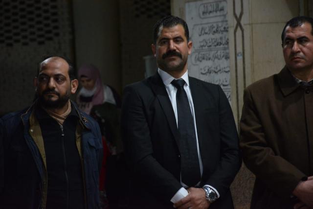 محمود حافظ يتلقى عزاء والدته في حضور أشرف زكي وياسر جلال وأحمد فلوكس (صور)