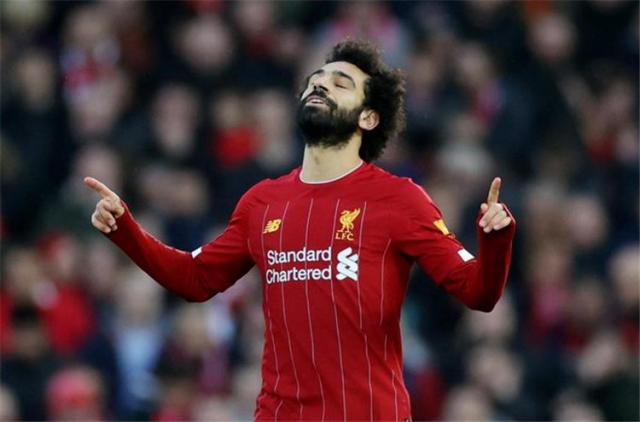 لاعب منتخب مصر محمد صلاح
