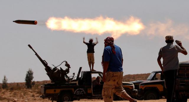 انتهاكات تركيا في ليبيا.. دعم المرتزقة عسكريا لاستنزاف قوات حفتر