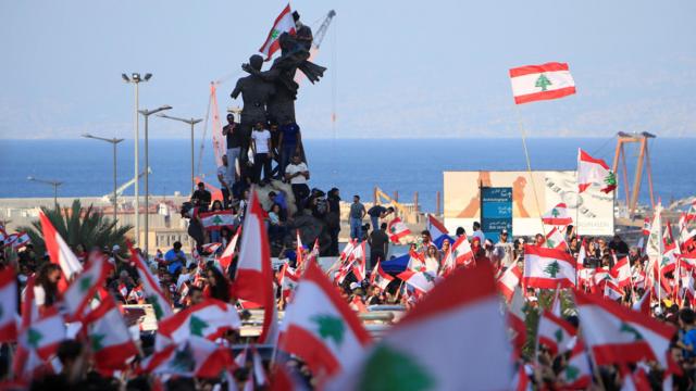 لبنان: الاستعانة بصندوق النقد الخيار الأسلم لتخطي الأزمة الاقتصادية