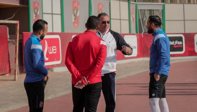 الخطيب في تدريبات الفريق