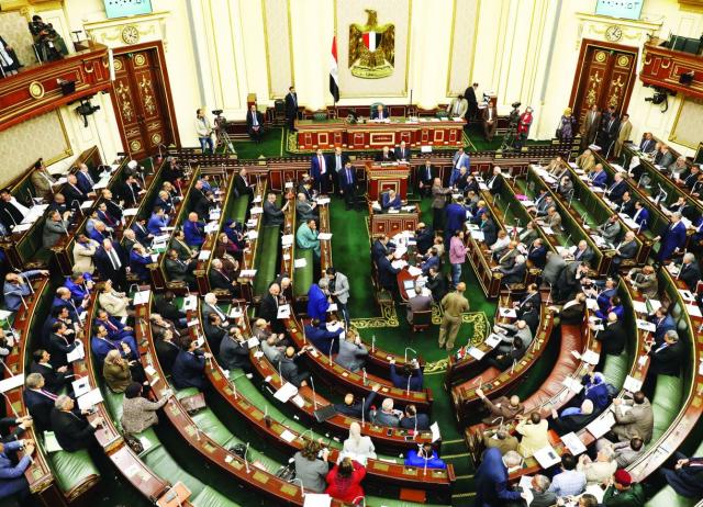 البرلمان: وضع السجائر الإلكترونية في مصر ”غير مقنن”