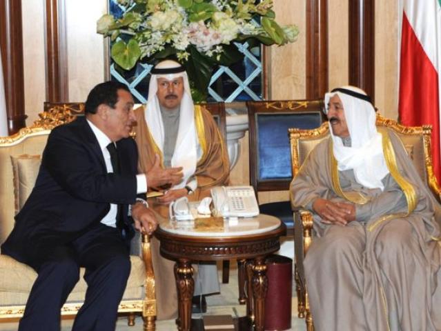 الرئيس الاسبق مبارك وأمير الكويت