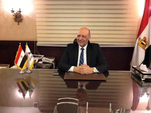الدكتور حسين أبو العطا، رئيس حزب "المصريين"