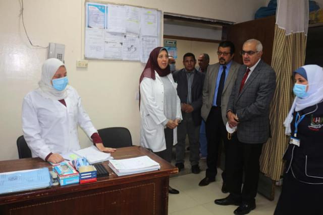 رئيس جامعة المنصورة يتفقد المستشفيات لمتابعة تنفيذ إجراءات مكافحة ”كورونا”