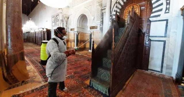 وزير الأوقاف يكلف بحملة نظافة واسعة لجميع المساجد الخميس والجمعة