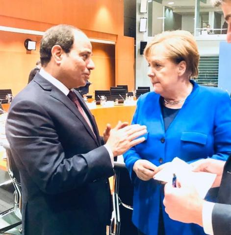 عاجل: السيسي يتلقى اتصالا من ميركل ويؤكد تضامن مصر  مع ألمانيا في أزمة كورونا