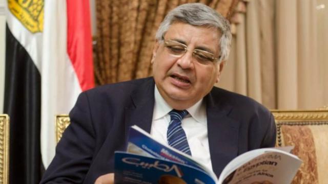 الدكتور عوض تاج الدين