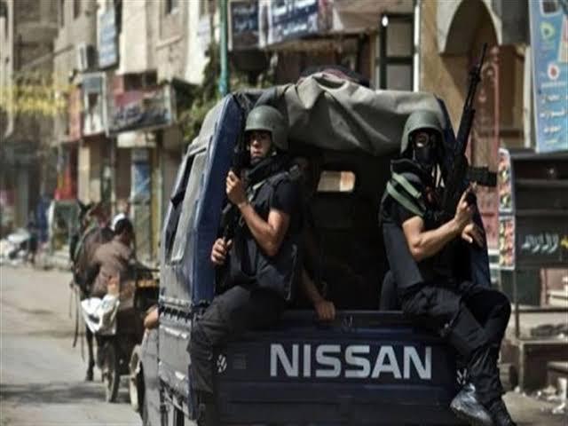 الداخلية: القبض علي بلطجية مصر الجديدة وبحوزتهم أسلحة