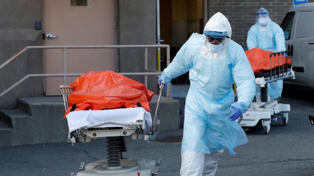 عاجل| إنجلترا تسجل 651 وفاة جديدة بكورونا