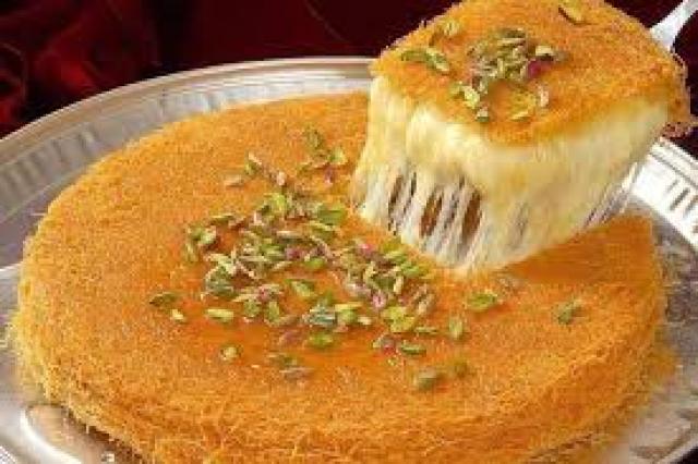 تارت الكنافة بالجبن داخل المنزل
