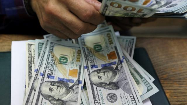 سعر صرف الدولار اليوم