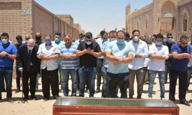 جنازة حسن حسني