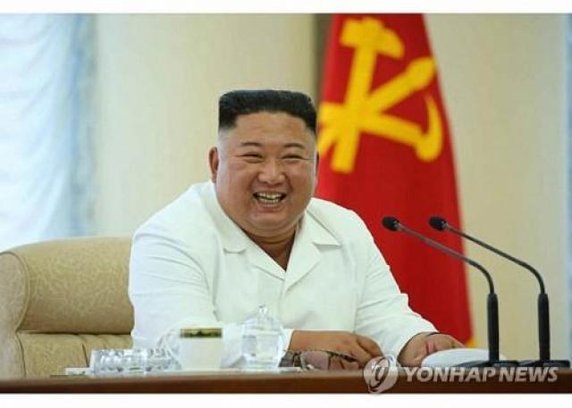 زعيم كوريا الشمالية يظهر بعد تهديد شقيقته لجارته الجنوبية