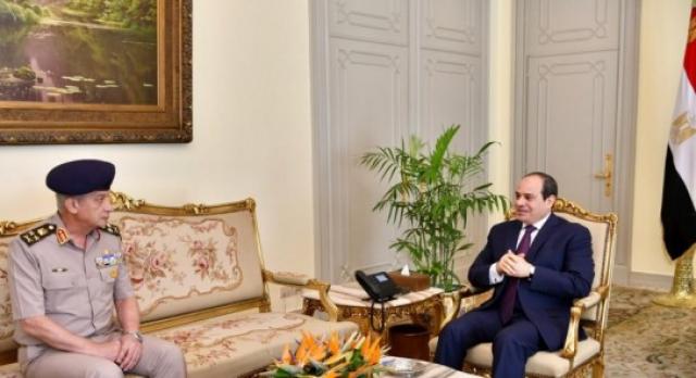 عاجل| الرئيس السيسي يستقبل الفريق أول محمد زكي القائد العام للقوات المسلحة