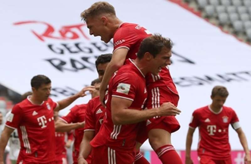 الدوري الألماني| بايرن ميونخ يفوز على فرايبورج.. وبورسيا دورتموند يتخطى لايبزيج