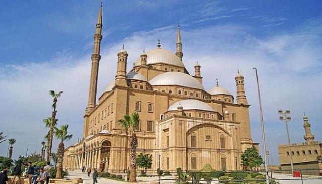 الأوقاف تعلن إقامة صلاة جمعة اليوم بمسجد محمد علي في القلعة