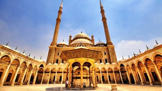 بث مباشر.. شعائر صلاة الجمعة من مسجد محمد علي بالقلعة