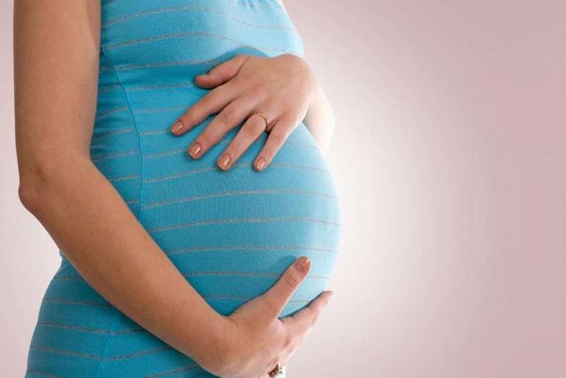 عاجل| الصحة تنصح بتأجيل الحمل حتى القضاء على كورونا