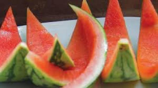 معلومات طبية| فوائد سحرية للجسم عند تناول قشر البطيخ
