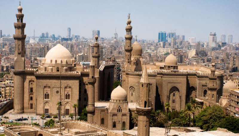 وسط إجراءات مشددة.. إقامة صلاة جمعة اليوم من مسجد السلطان حسن بالقاهرة