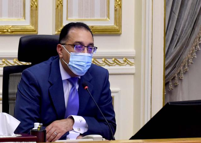 بعد عرض تقرير عن حالته الصحية.. الوزراء يتكفل بعلاج عم عاطف أقدم شيال في مصر