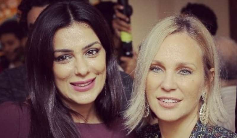 هكذا احتفلت إنجي المقدم بعيد ميلاد شيرين رضا الـ52
