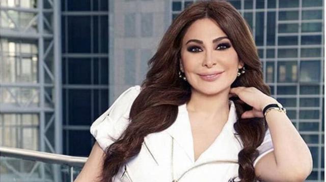 بشعر قصير.. إليسا تشوق جمهورها لألبومها الجديد