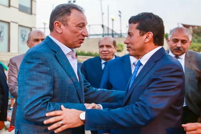 اشرف صبحي ومحمود الخطيب