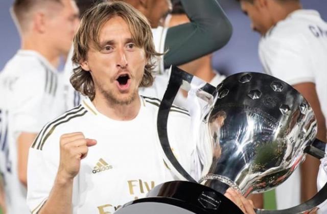 مودريتش يتحدث عن فوز ريال مدريد بالليجا وعلاقته بسيرجيو راموس وكريم بنزيما