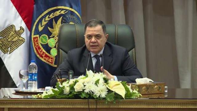وزير الداخلية اللواء محمود توفيق