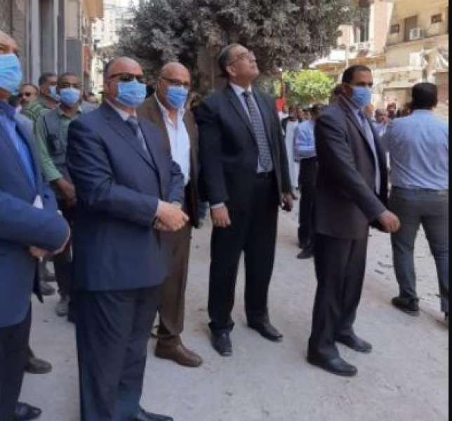 عاجل| مصدر أمني: نقل ٤ مصابين من عقار قصر النيل المنهار إلى المستشفى